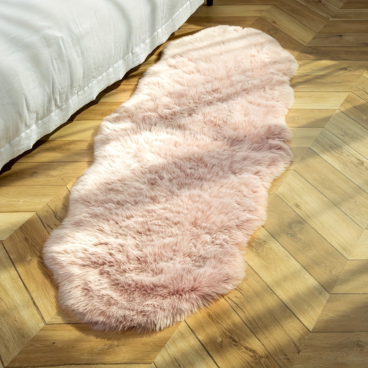 Outdoor Soft Fluffy Plush Faux Fox Fur Shag Mat, Patio And Picnic Home Decor 2 X 6 Feet 1 Pack